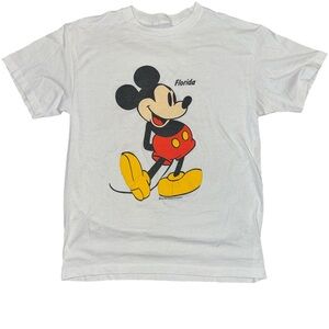 VTG 80’s single stitch, puff paint, Mickey Mouse!